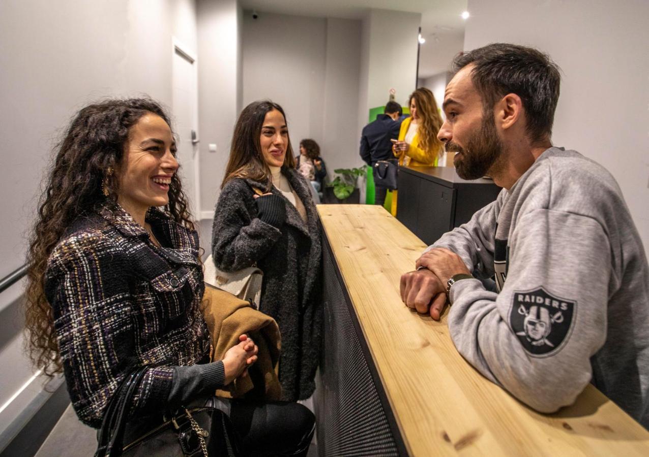 Madriz Hostel Eksteriør billede