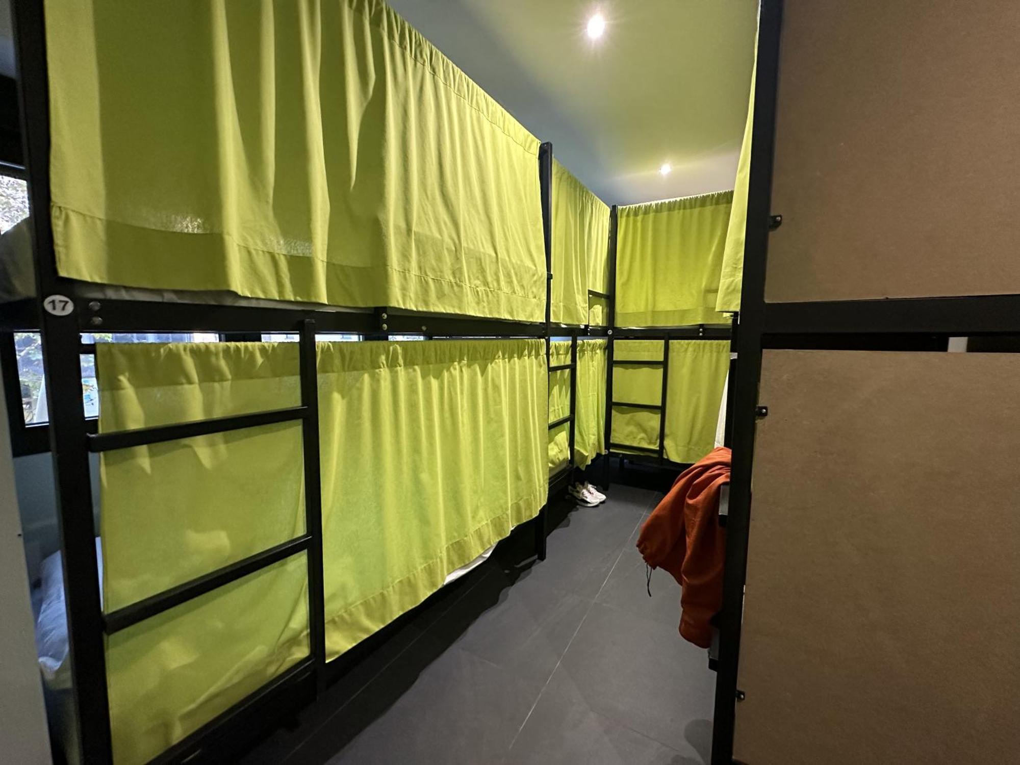 Madriz Hostel Eksteriør billede