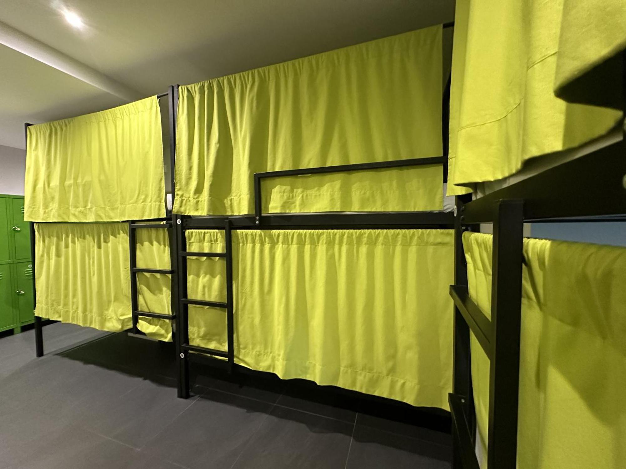 Madriz Hostel Eksteriør billede