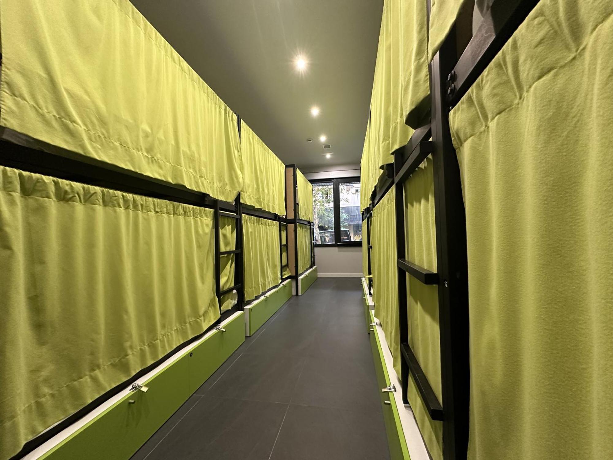 Madriz Hostel Eksteriør billede